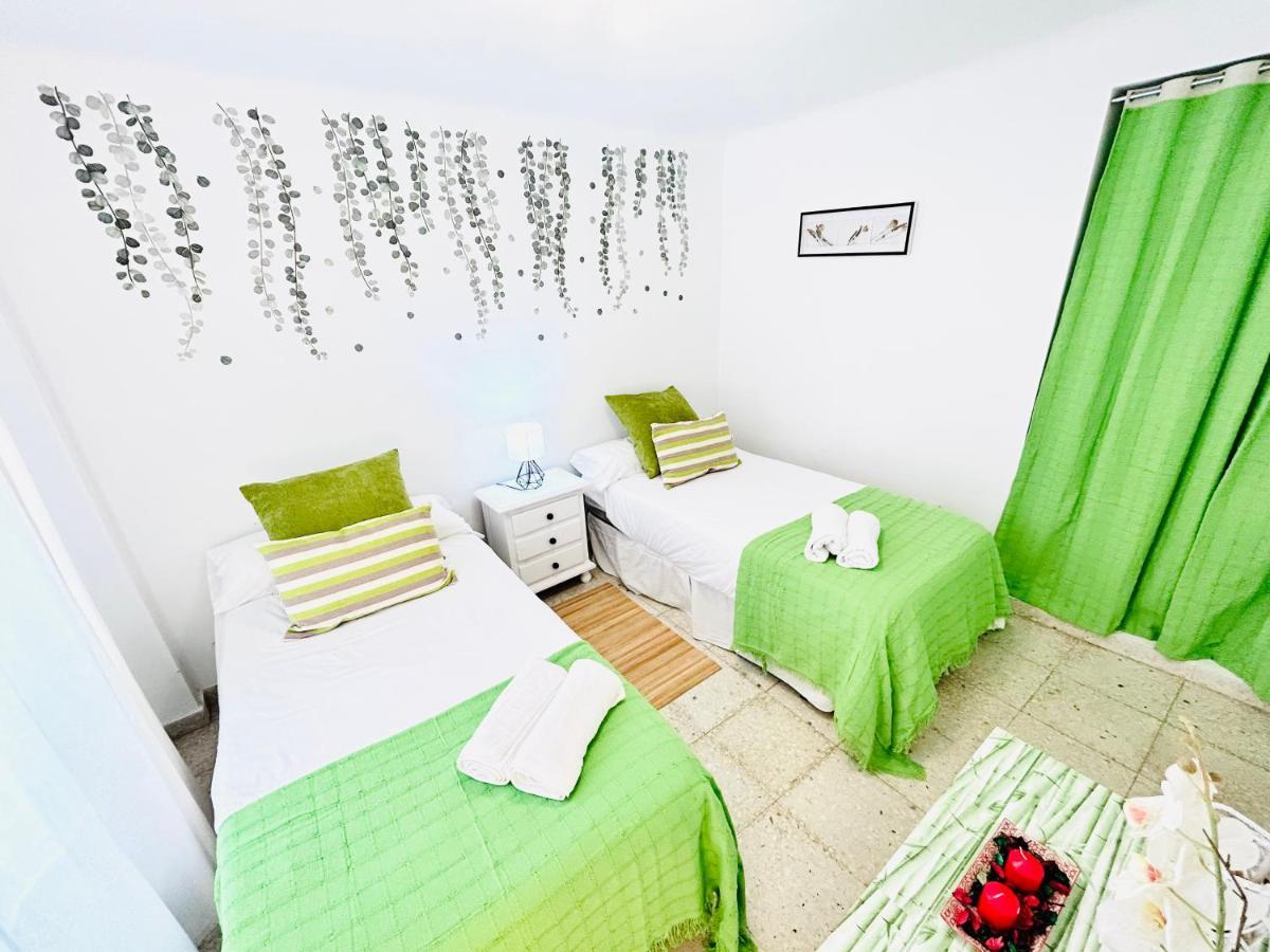 Cozy Town House With Terrace And Free Wifi Villa Ronda Eksteriør bilde
