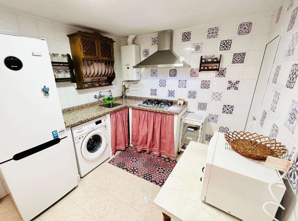 Cozy Town House With Terrace And Free Wifi Villa Ronda Eksteriør bilde